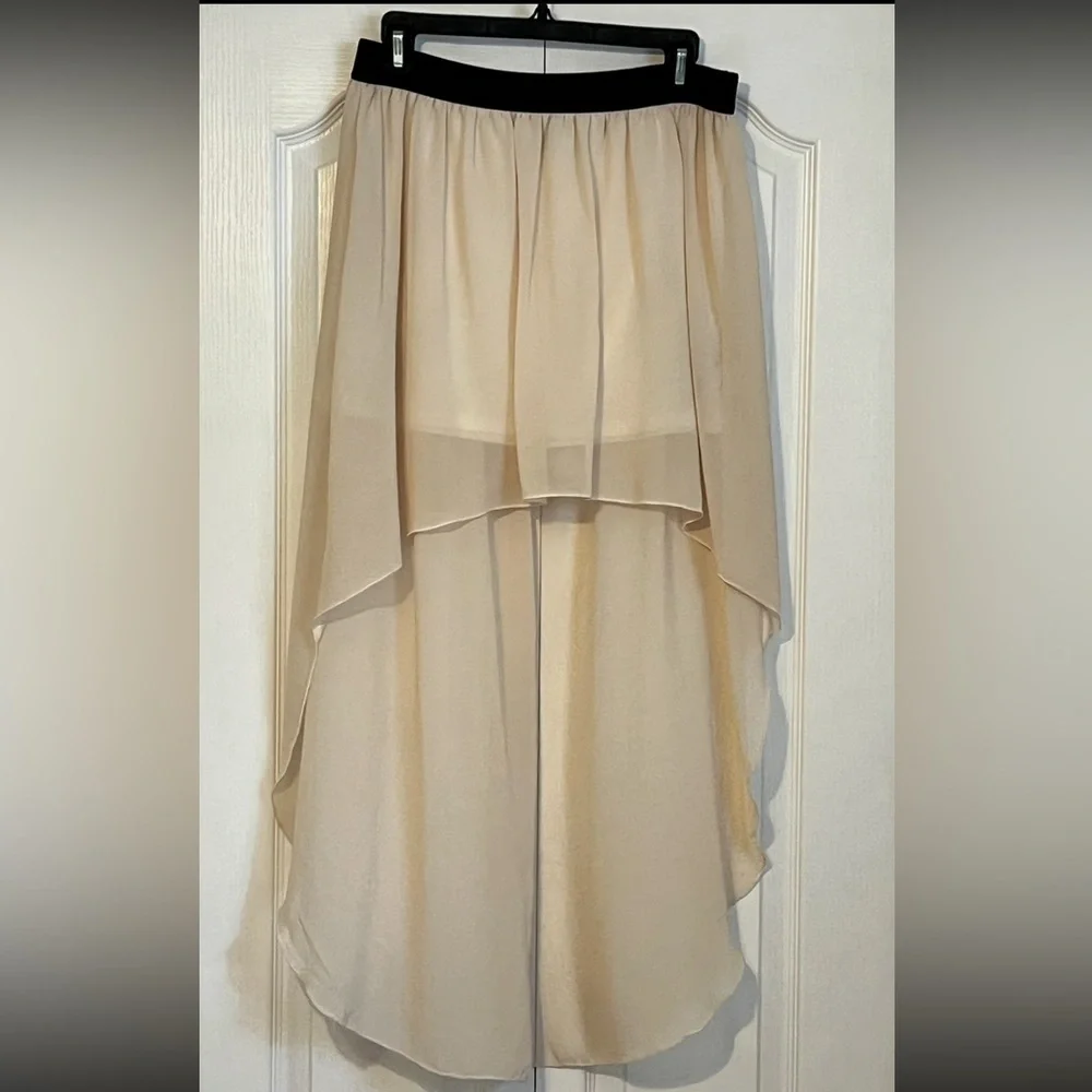 Forever 21 Beige High-Low Skirt - Picture 2 of 4